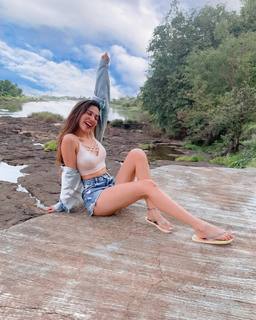 Palak Purswani feet photo 2