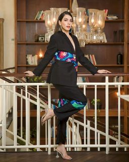 Palak Purswani feet photo 3