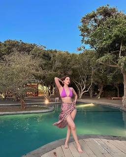 Palak Purswani feet photo 15