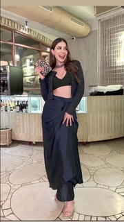 Palak Purswani feet photo 3