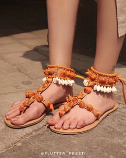 Palak Purswani feet photo 9