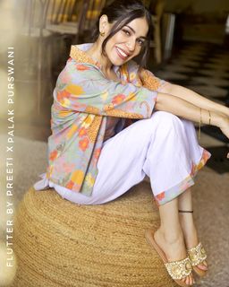 Palak Purswani feet photo 5