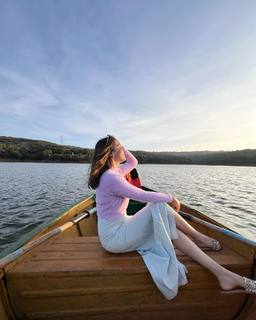 Palak Purswani feet photo 1