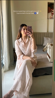 Palak Purswani feet photo 13