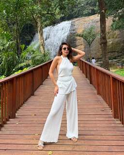 Palak Purswani feet photo 15