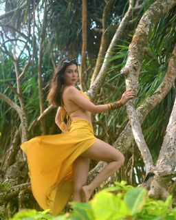 Palak Purswani feet photo 17
