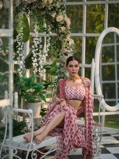 Palak Purswani feet photo 10