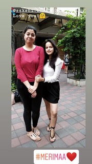 Palak Sidhwani feet photo 3
