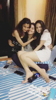 Palak Sidhwani feet photo 10