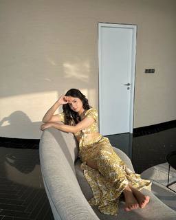 Palak Sidhwani feet photo 6