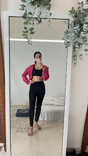 Palak Sidhwani feet photo 3