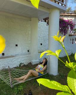 Palak Sidhwani feet photo 1