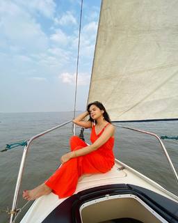 Palak Sidhwani feet photo 15