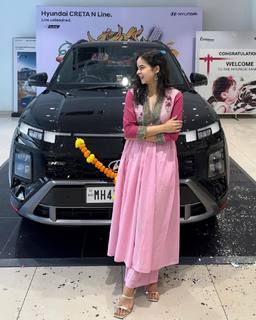 Palak Sidhwani feet photo 6