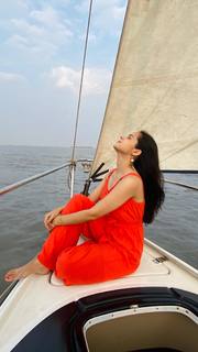 Palak Sidhwani feet photo 8