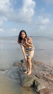 Palak Sidhwani feet photo 7