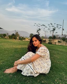 Palak Sidhwani feet photo 4