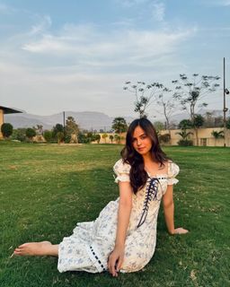 Palak Sidhwani feet photo 1