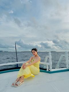 Palak Sidhwani feet photo 6