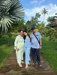 Palak Sidhwani feet photo 20