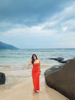 Palak Sidhwani feet photo 8