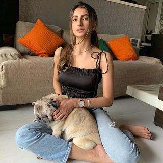 Palak Tiwari feet photo 3
