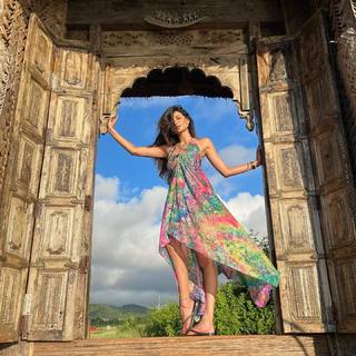 Palak Tiwari feet photo 9