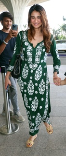 Palak Tiwari feet photo 1