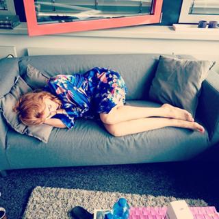 Palina Rojinski feet photo thumbnail