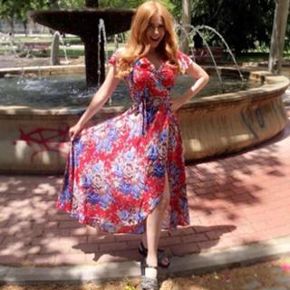 Palina Rojinski feet photo thumbnail