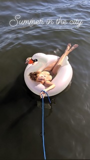 Palina Rojinski feet photo thumbnail
