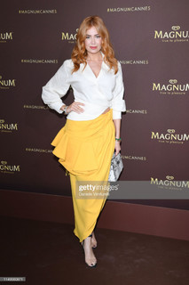 Palina Rojinski feet photo thumbnail