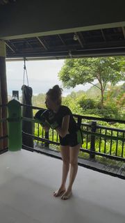 Palina Rojinski feet photo thumbnail