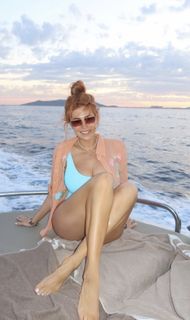 Palina Rojinski feet photo thumbnail
