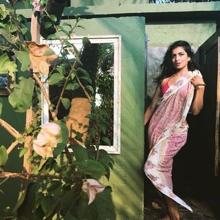 Pallavi Sharda feet photo 9