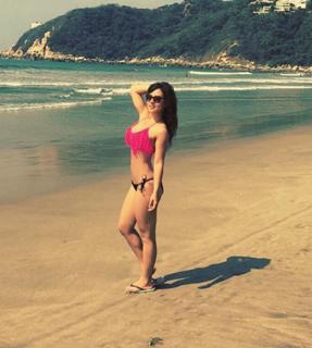 Palmeira Cruz feet photo 2