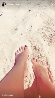 Paloma Bernardi feet photo thumbnail