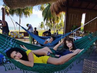 Paloma Bernardi feet photo thumbnail