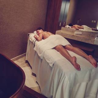 Paloma Bernardi feet photo thumbnail