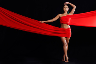 Paloma Bernardi feet photo thumbnail