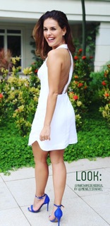 Paloma Bernardi feet photo thumbnail