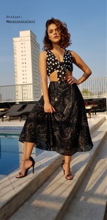 Paloma Bernardi feet photo thumbnail