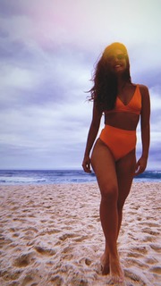 Paloma Bernardi feet photo thumbnail