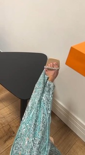 Paloma Bernardi feet photo thumbnail