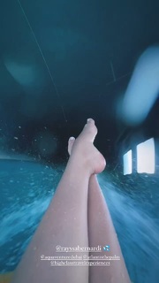 Paloma Bernardi feet photo thumbnail