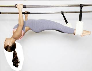 Paloma Bernardi feet photo thumbnail