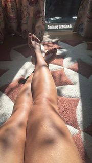 Paloma Bernardi feet photo thumbnail