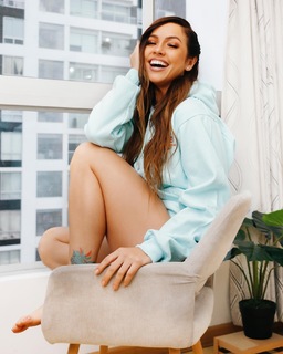 Paloma Fiuza feet photo 1