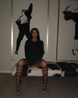 Paloma Mami feet photo 2