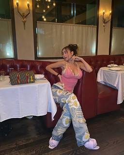 Paloma Mami feet photo 3